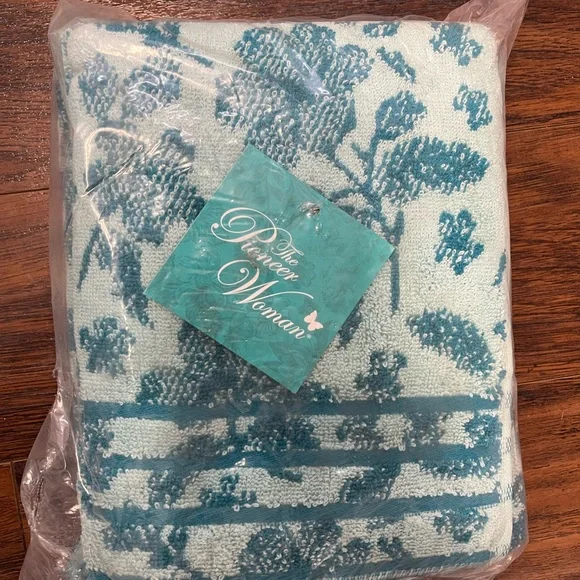 NWT The Pioneer Woman Evie 4 Cotton Hand Towel Set Teal Floral - Picture 3 of 9